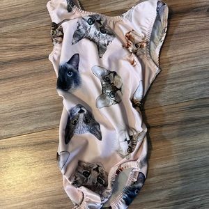 Foxy’s Leotard Cats